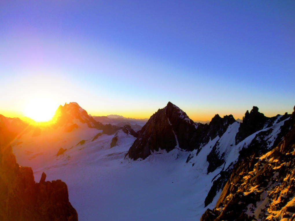 Sonnenaufgang am Kuffnergrat, Mont Blanc